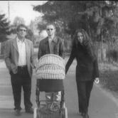 Na spacerze z Natalią, Michałem i Jasiem -2000r.